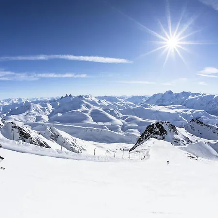 Palathium - Grand Duplex Pour 4 A 6 Personnes - Terrasse Tropezienne Plein Sud - Vue Pistes. Mae-8354 Montgenevre